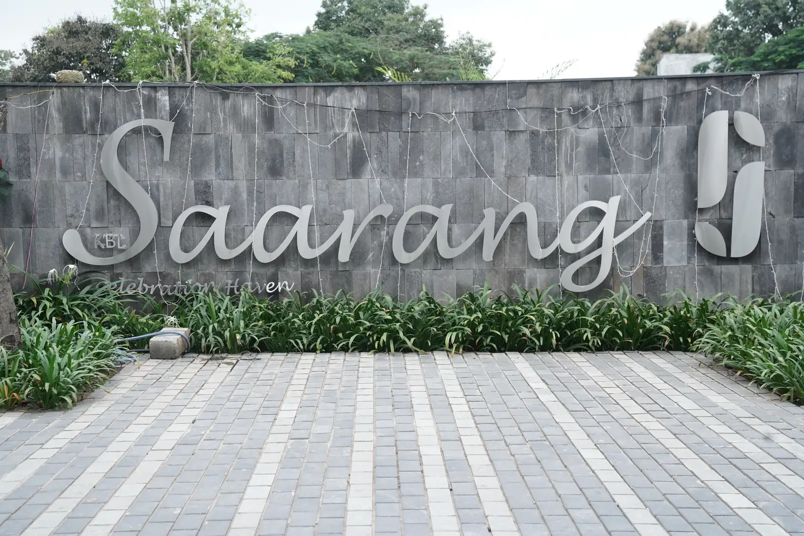 Saarang signage